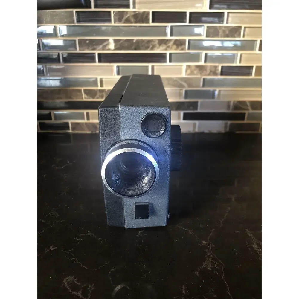 VINTAGE KODAK INSTAMATIC‎ M5 8MM MOVIE CAMERA